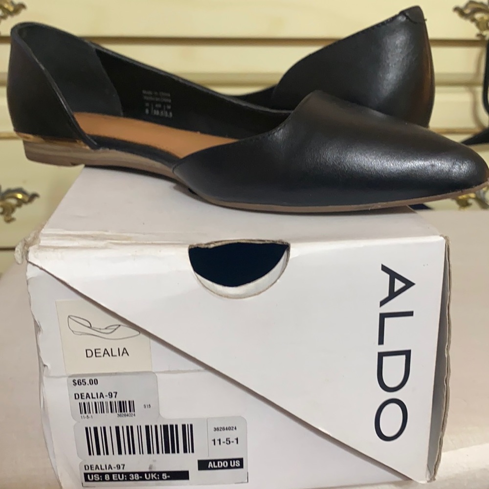 Aldo size 8 Dealia black flats in box